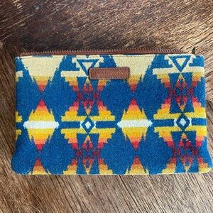 Pendleton fabric aztec print clutch